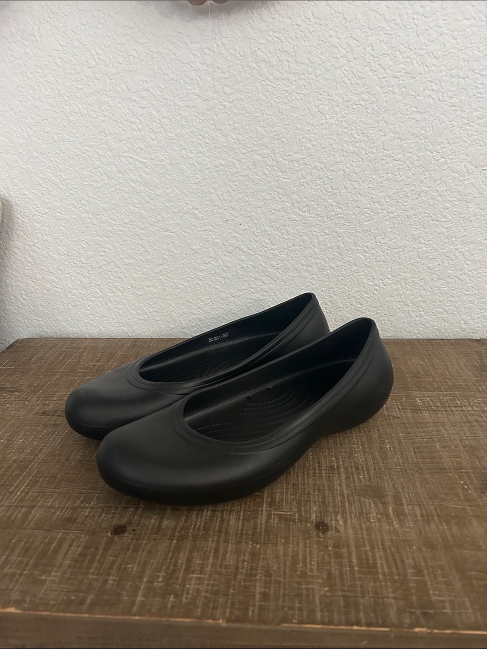 NEW Crocs Classic Black Women's Ballet Flats